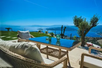 Türkbükü Bodrum Deniz Manzaralı Seçkin Villalar Satışta